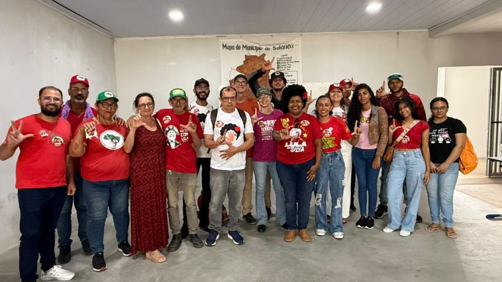 Encontro com Jô Oliveira